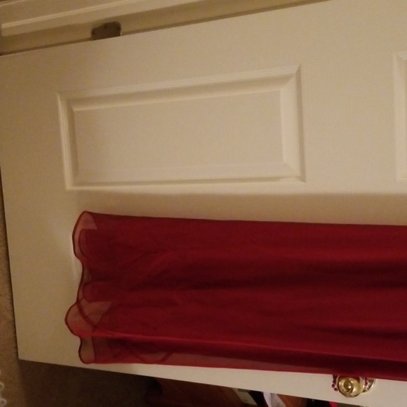 Dress - Picture 2 of 8